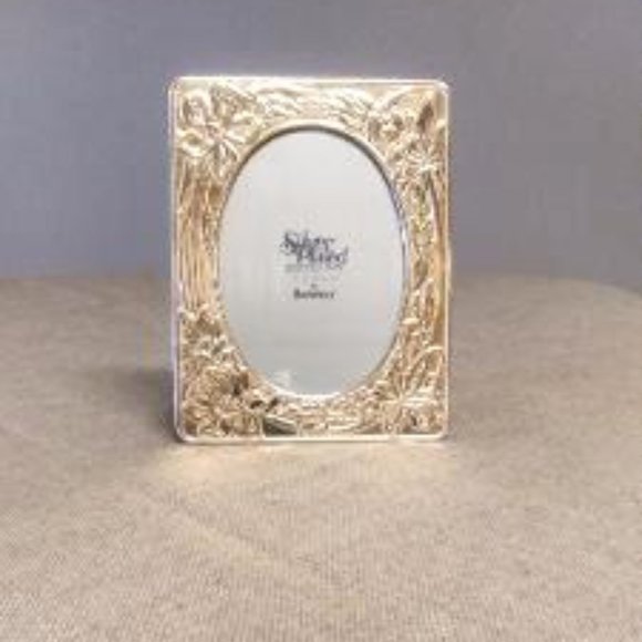 Silver Plated Brass Photo Frame - Picture 3 of 3